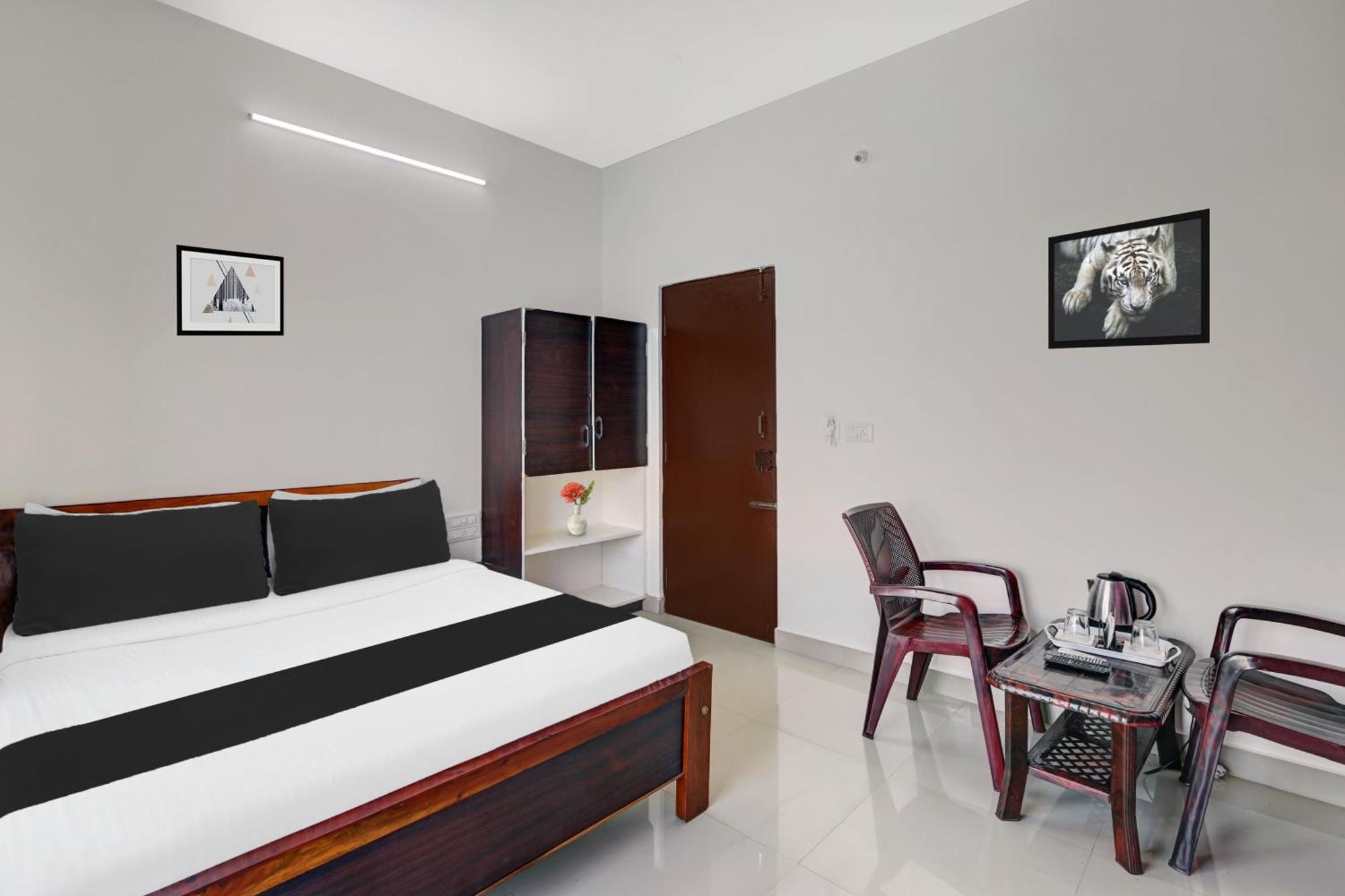 Super Collection O Chikmangaluru Near Railway Station Hotel Chikmagalur Exterior photo