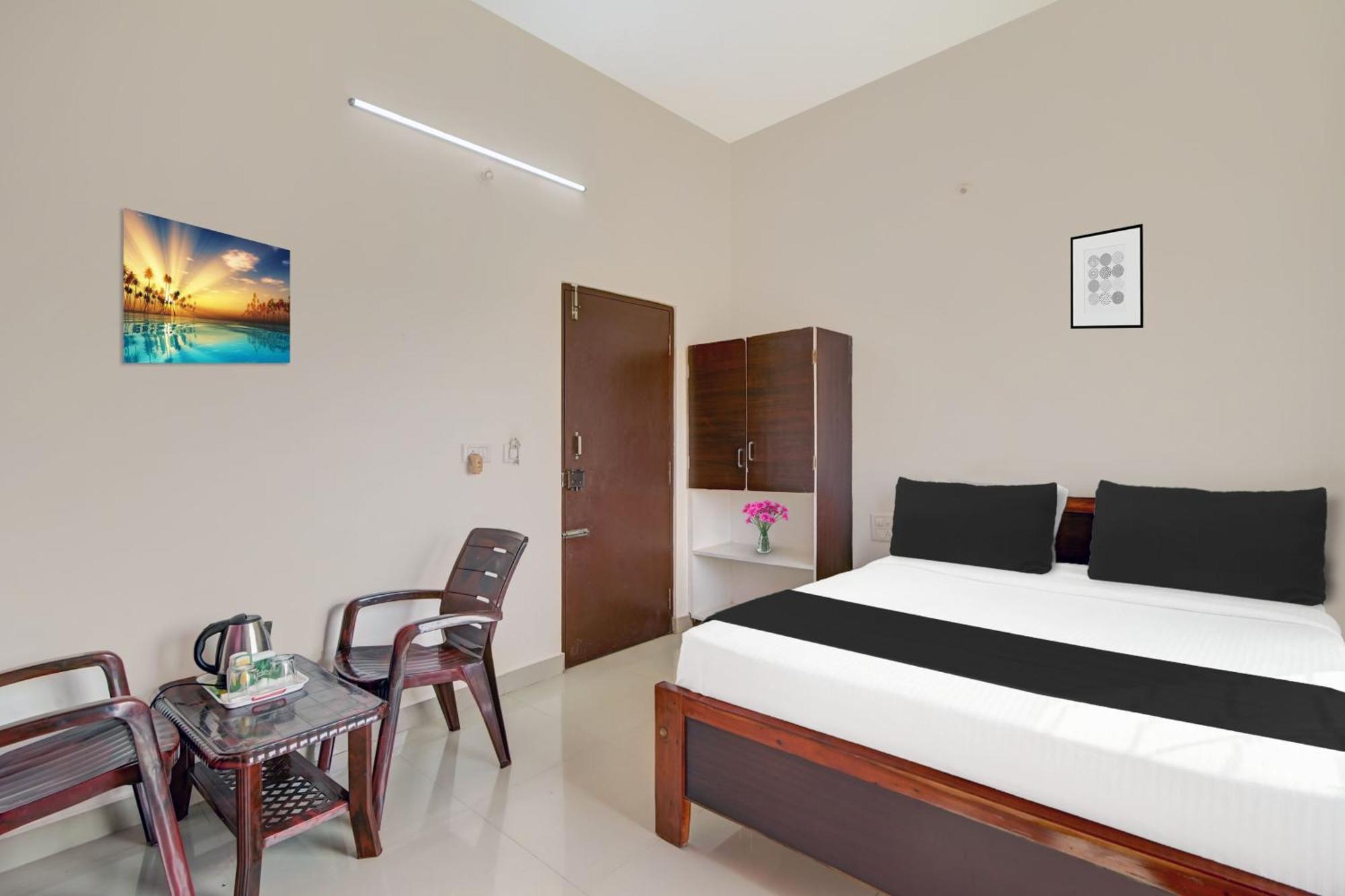 Super Collection O Chikmangaluru Near Railway Station Hotel Chikmagalur Exterior photo